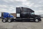 2006 Volvo VNL Tractor with ONBOARD GENERATOR  for sale $59,999 