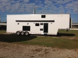 40’ stacker with living quarters