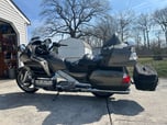 2010 Honda Goldwing, 1800cc auto and comfort model  for sale $12,300 