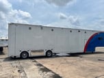 2000 53 ft Featherlite race team transport trailer. 