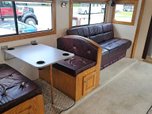 2004 RENEGADE 30 FOOT BOX 