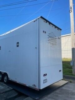 06 NRC 19' Toter & 08 45' Performax liftgate stacker  for Sale $295,000 