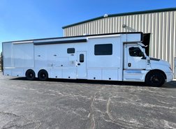 BEAUTIFUL 2023 NRC 36' QUAD SLIDE!