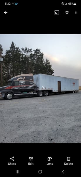 Volvo vnl an 53ft trailer with living quarters  for Sale $59,500 