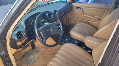 1980 Mercedes-Benz 300D  for sale $7,995 