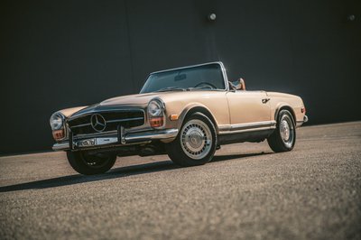 1970 Mercedes-Benz 280SL  for sale $114,900 
