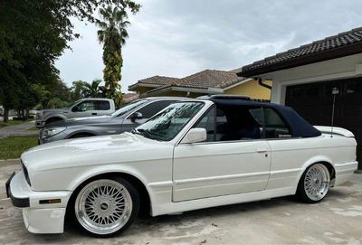 1988 BMW 325i  for sale $19,995 