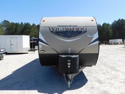 2018 Wildwood Forest River 27RKSS Camper with Rear Kitchen    for sale $19,995 