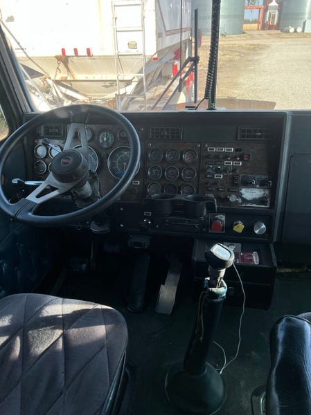 1995 Kenworth T600  for Sale $50,000 