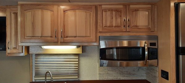 2011 Haulmark 45' Motorhome Bath & Half 2 Slides