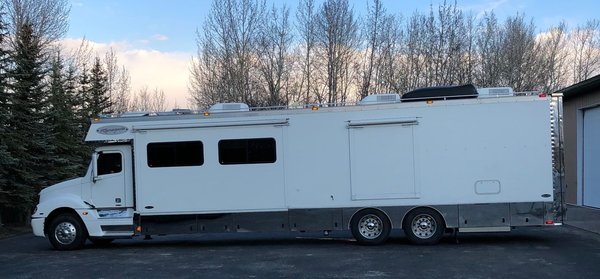Renegade 2510XG Garage Unit for Sale $165,900