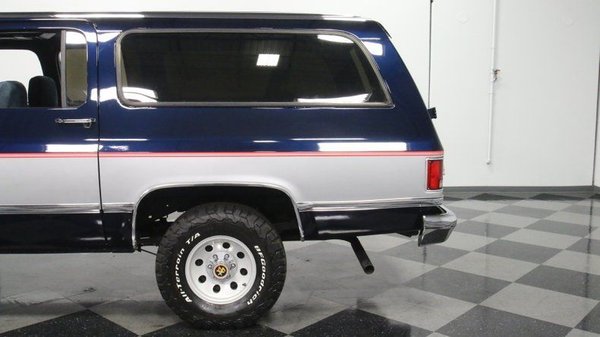 1990 Chevrolet Suburban for Sale $23,995