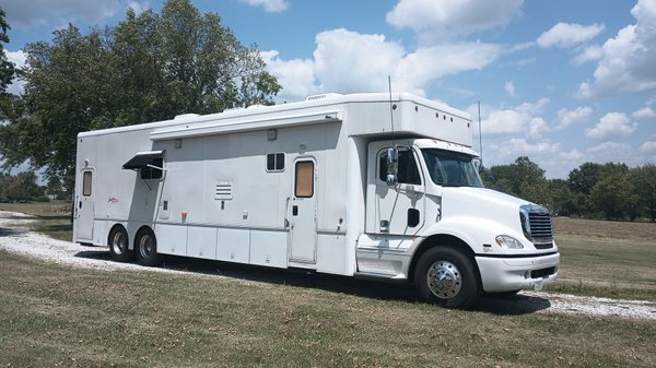 freightliner columbia  united united  for Sale $185,000 