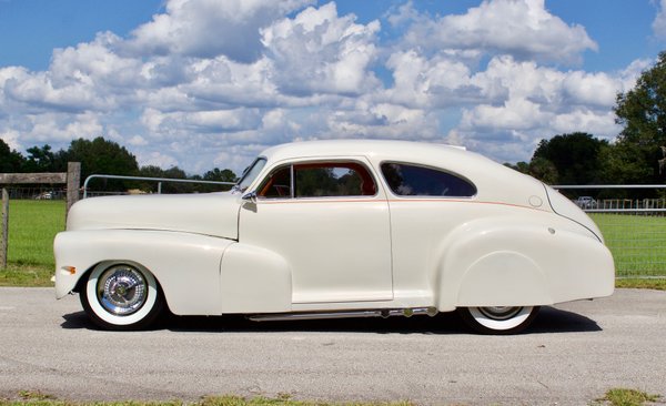 1947 Chevrolet Fleetline Aero Sedan / SUPER High Show Qualit