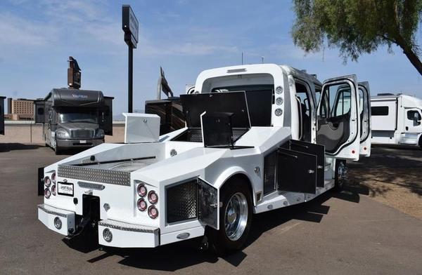 2018 SportTruck Scottsdale Edition