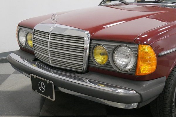 1983 Mercedes-Benz 240D for Sale $18,995
