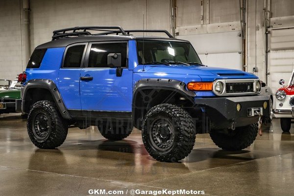 2007 Toyota FJ Cruiser  for Sale $22,900 