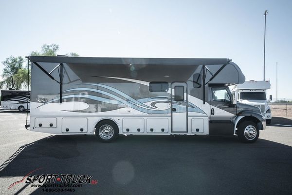 2021 NeXus RV Wraith Super 32W