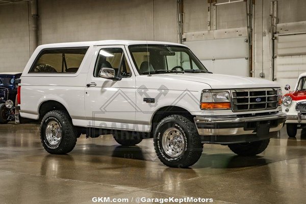 1996 Ford Bronco XLT  for Sale $26,900 