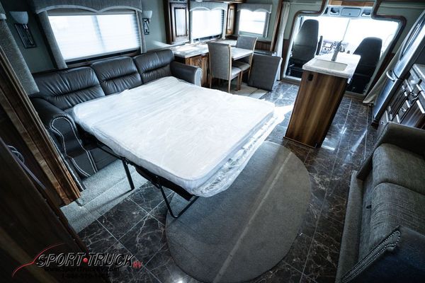 2015 Haulmark Motor Coach Motor Home 4505FG