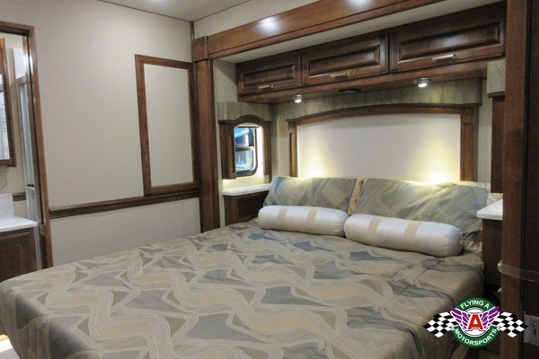 2020 Renegade 2 Bath Bunk House Motorhome K01-3154
