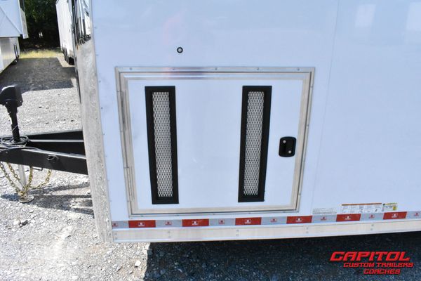 2020 UNITED SUPER HAULER 28' CAR HAULER