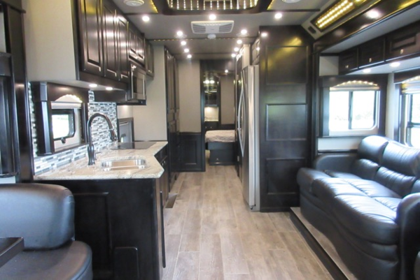NEW 2019 NRC/FAIRVIEW MOTORSPORTS 35' MOTORHOME