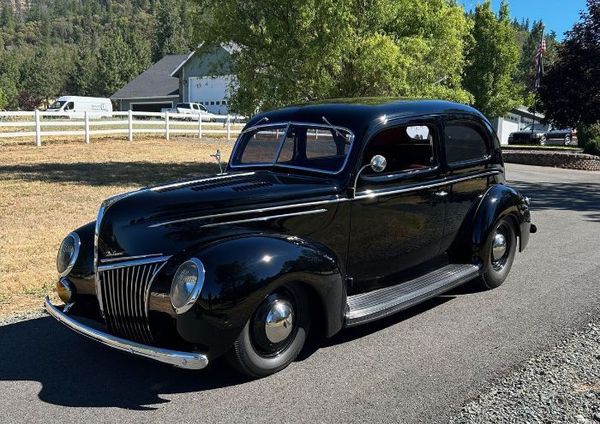 1939 Ford Deluxe  for Sale $62,995 