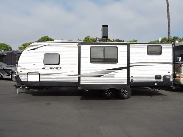 2019 FOREST RIVER EVO T2490 