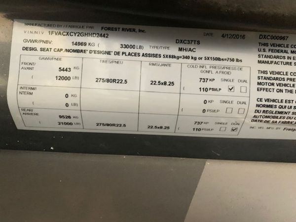2017 Dynamax DX3 37TS