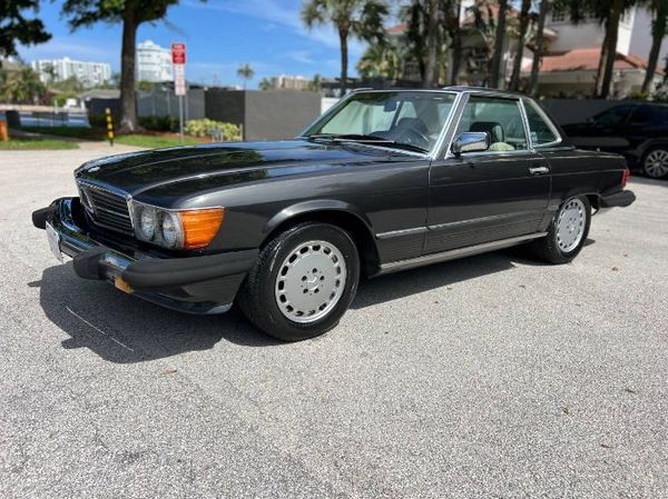 1986 Mercedes Benz 560 SL  for Sale $22,495 