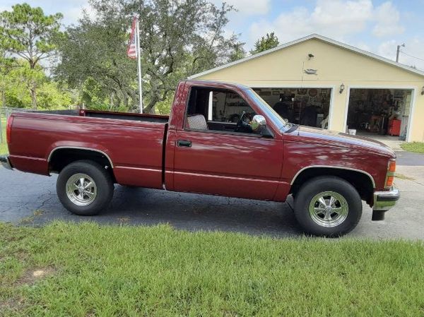 1988 Chevrolet Silverado  for Sale $12,795 