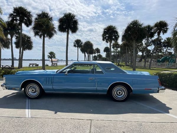 1979 Lincoln Mark V  for Sale $43,895 