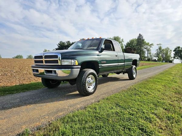 2000 Dodge 2500  for Sale $44,895 