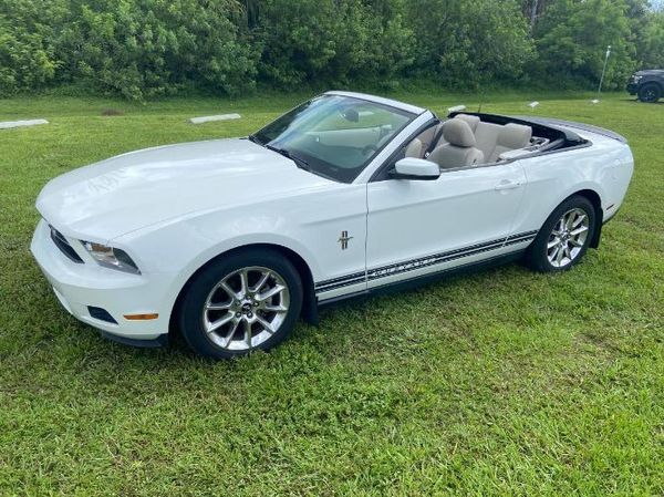 2010 Ford Mustang  for Sale $13,995 