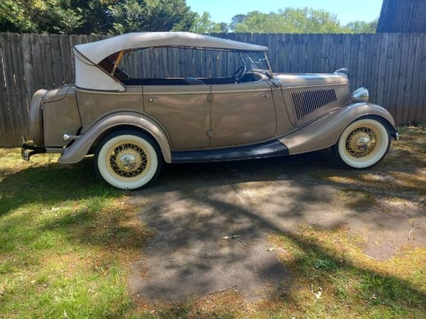 1934 Ford Deluxe  for Sale $50,795 