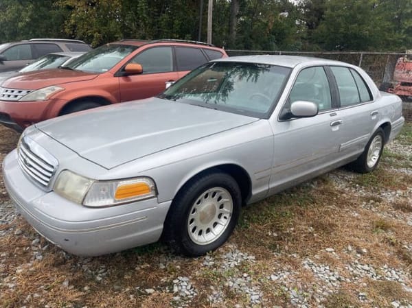 1998 Ford Crown Victoria  for Sale $5,495 
