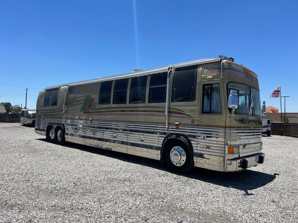 1998 Prevost Vision XL 45 Class A Diesel Pusher  for Sale $118,000 