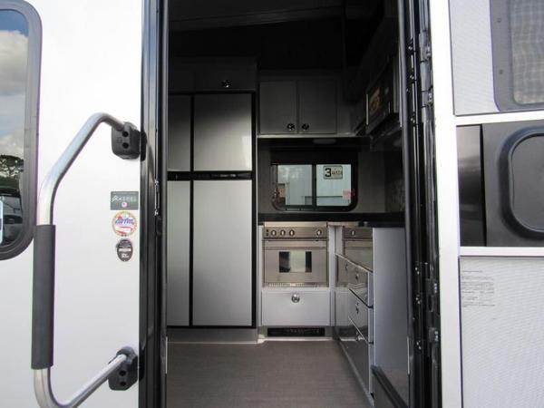 2020 ATC 36Ft All Aluminum Fifth Wheel Toy Hauler RV for Sale $0
