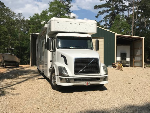 2007 Showhauler Volvo Truck &