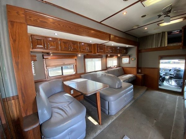 2007 Showhauler 2 Slide for Sale $159,900