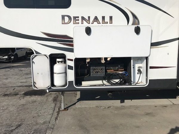 2014 Denali Fifth Wheel Model 262 RLX for Sale $18,900