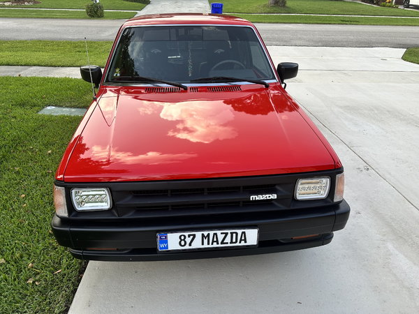 1987 Mazda B2200  for Sale $10,000 