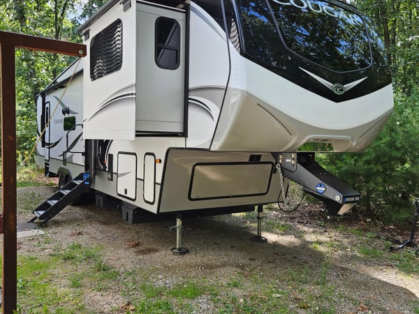 2019 Front Living  Keystone Cougar 367FIS