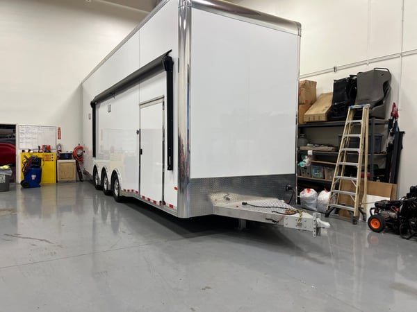 Stacker trailer
