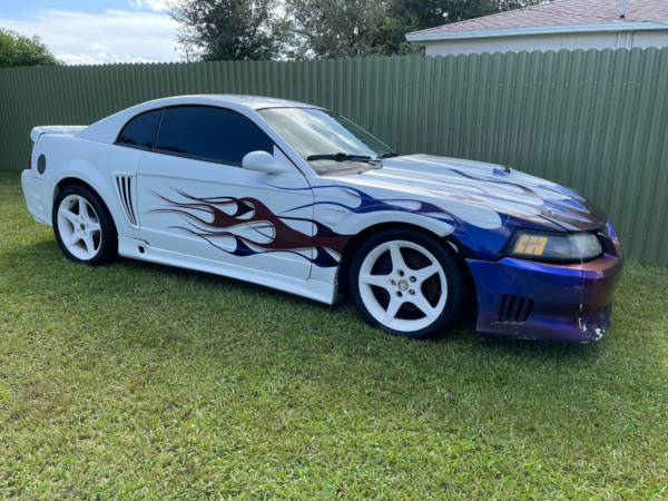 2000 Ford Mustang