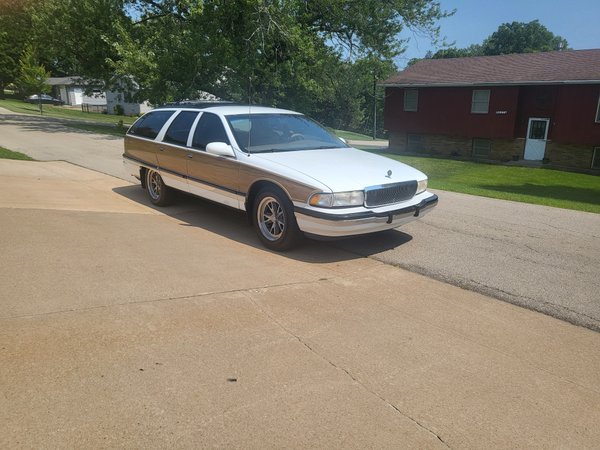 1996 Buick Roadmaster  for Sale $14,500 