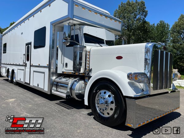 Used 2022 5150 Customs Peterbilt 389 Rear Bedroom Motorhome 
