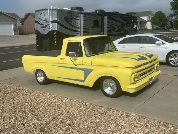 1961 Ford F-100