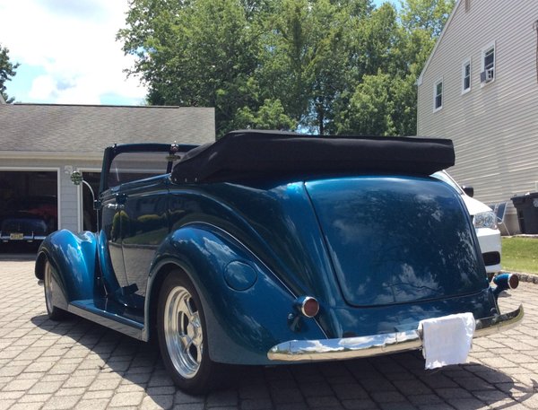 1937 FORD 4DOOR CONVERTABLE- RARE for Sale $47,000